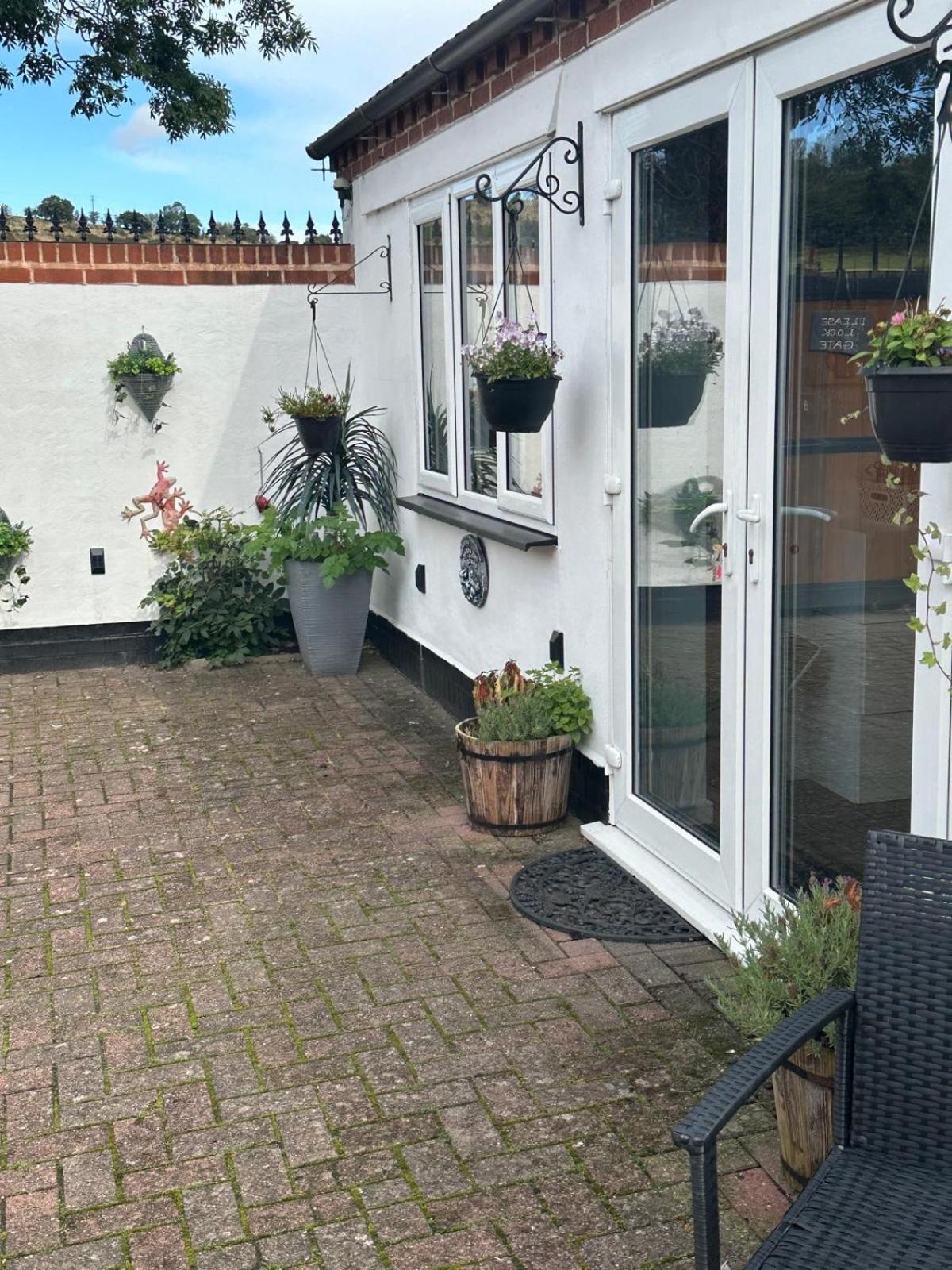 Shropshire Guestroom Seisdon Eksteriør billede